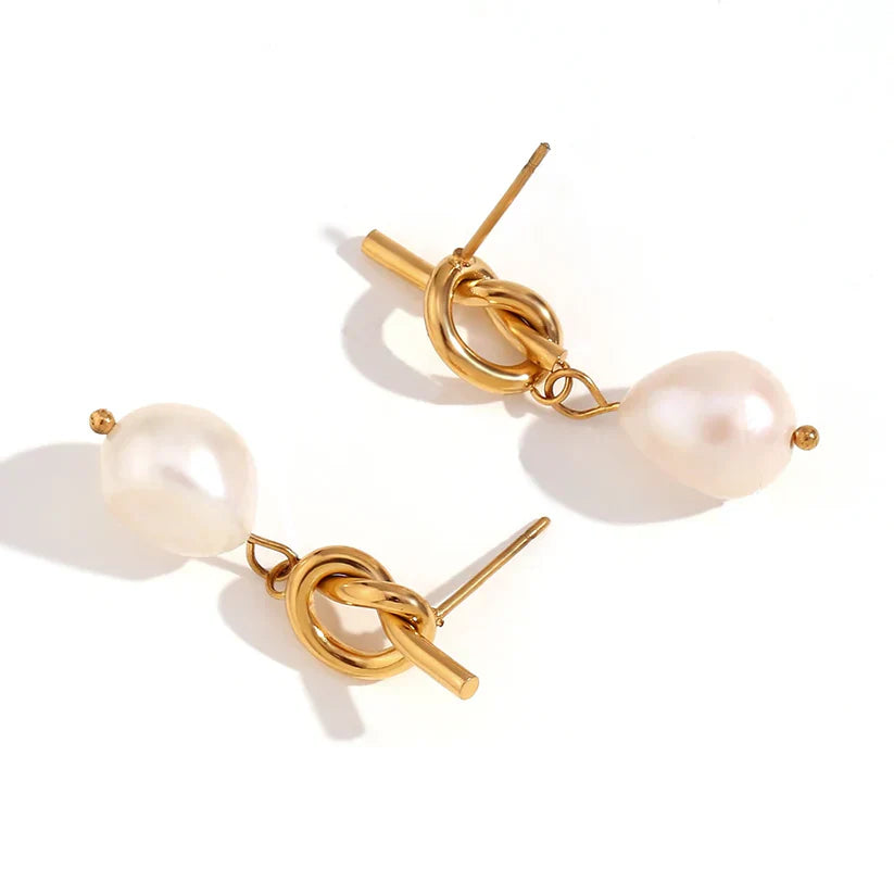 Pretty Pearls Knot and Pearl Earrings
