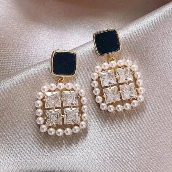 Premium Pearl and Crystal Earring