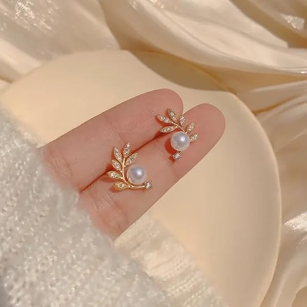 Leaf ear studs for women