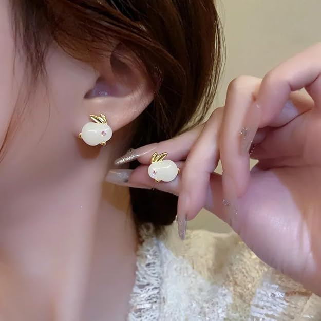 Rabbit shape ear studs for women