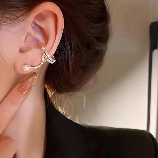 Golden Twisted Korean Ear Stud