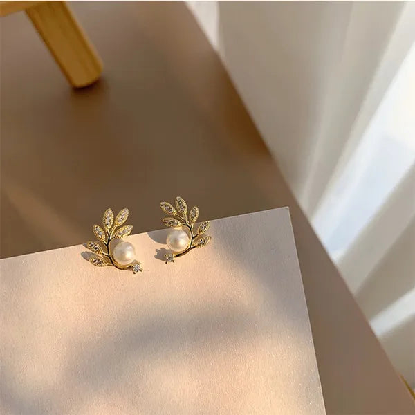 Leaf ear studs for women