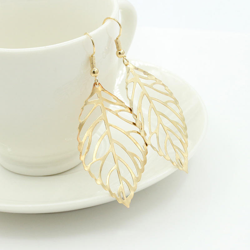 Leaf earrings