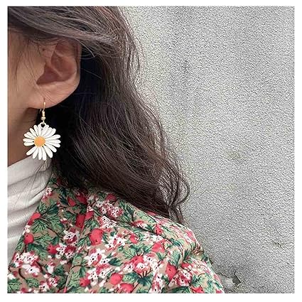 Daisy flower earrings