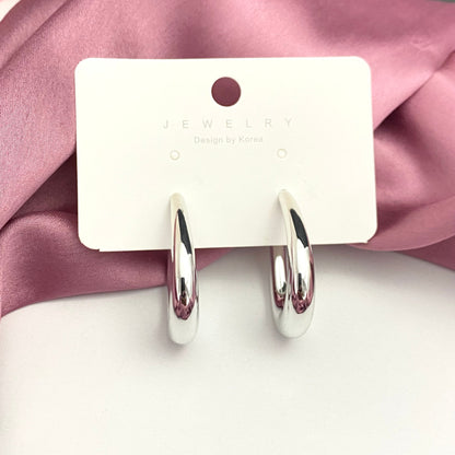 Silver Geometric Oval Stud Earrings