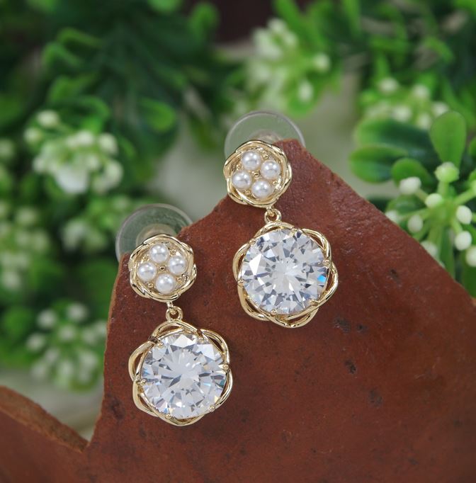 Floral Design Cubic Zirconia Korean Earring - KRNER 5127