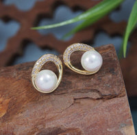 Thumbnail for Korean Oval Shaped Clover Pearl Earring - KRNER 5364