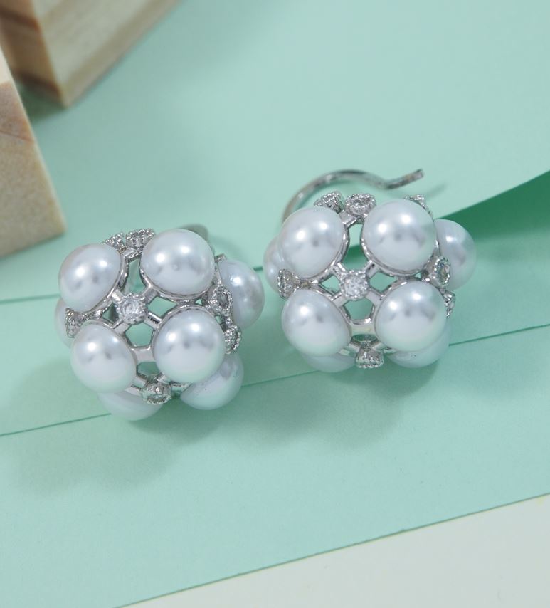 Korean Elegant White Pearl Stud Earring - KRNER 5362