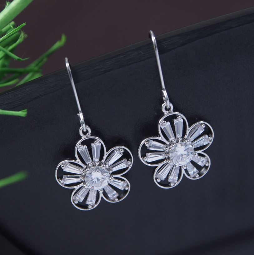 Korean Sunshine Cz Flower Earring - KRNER 5369