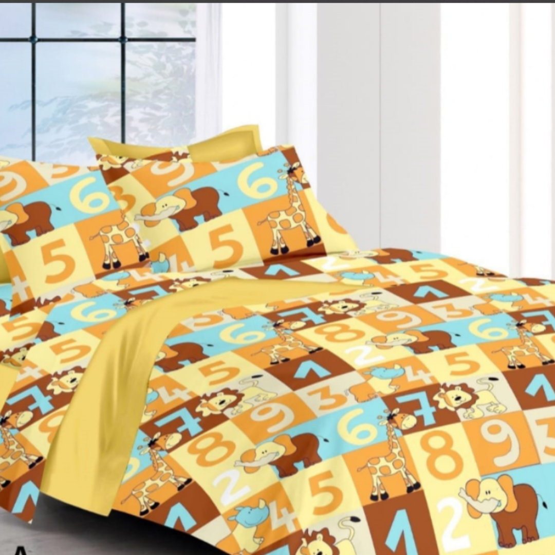 Yellow Giraffe Print Cotton Double Bed Bedsheet with 2 pillow Covers