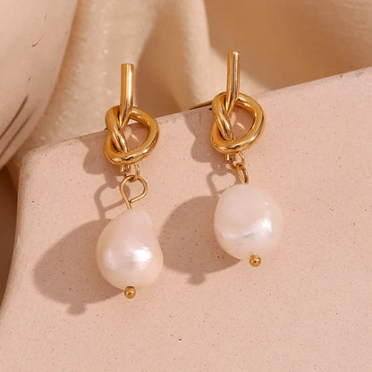 Pretty Pearls Knot and Pearl Earrings
