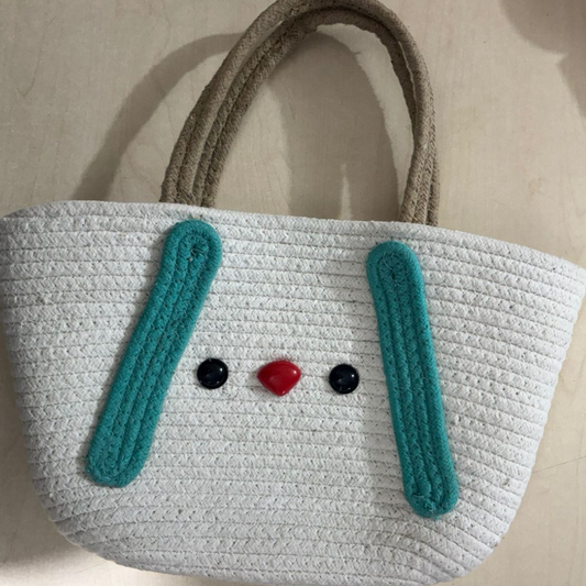 Latest Women Stylish Fancy Handbags