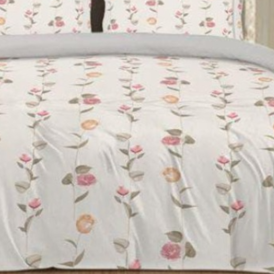 Cute White Floral Cotton King Size Bedsheet Double Bed with 2 Pillow Covers