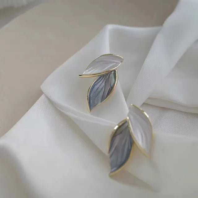 Leaf shape studs for women