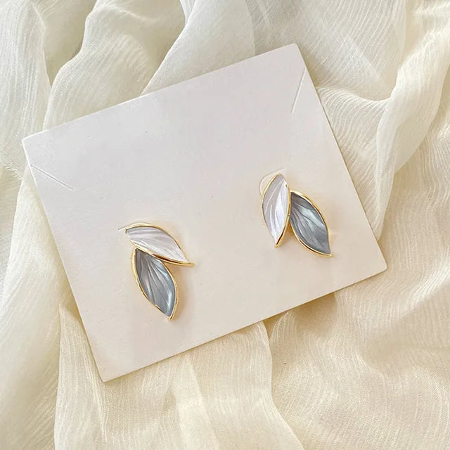 Leaf shape studs for women