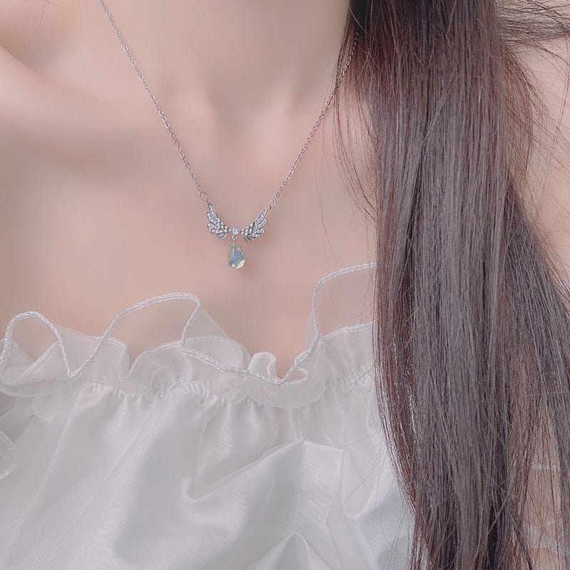 Angel wings necklace for women