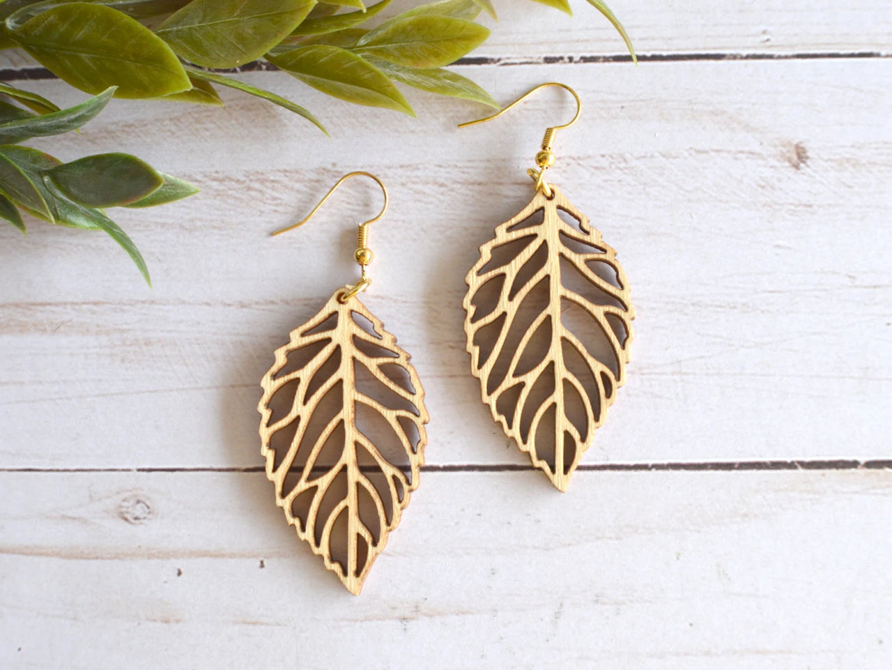 Leaf earrings