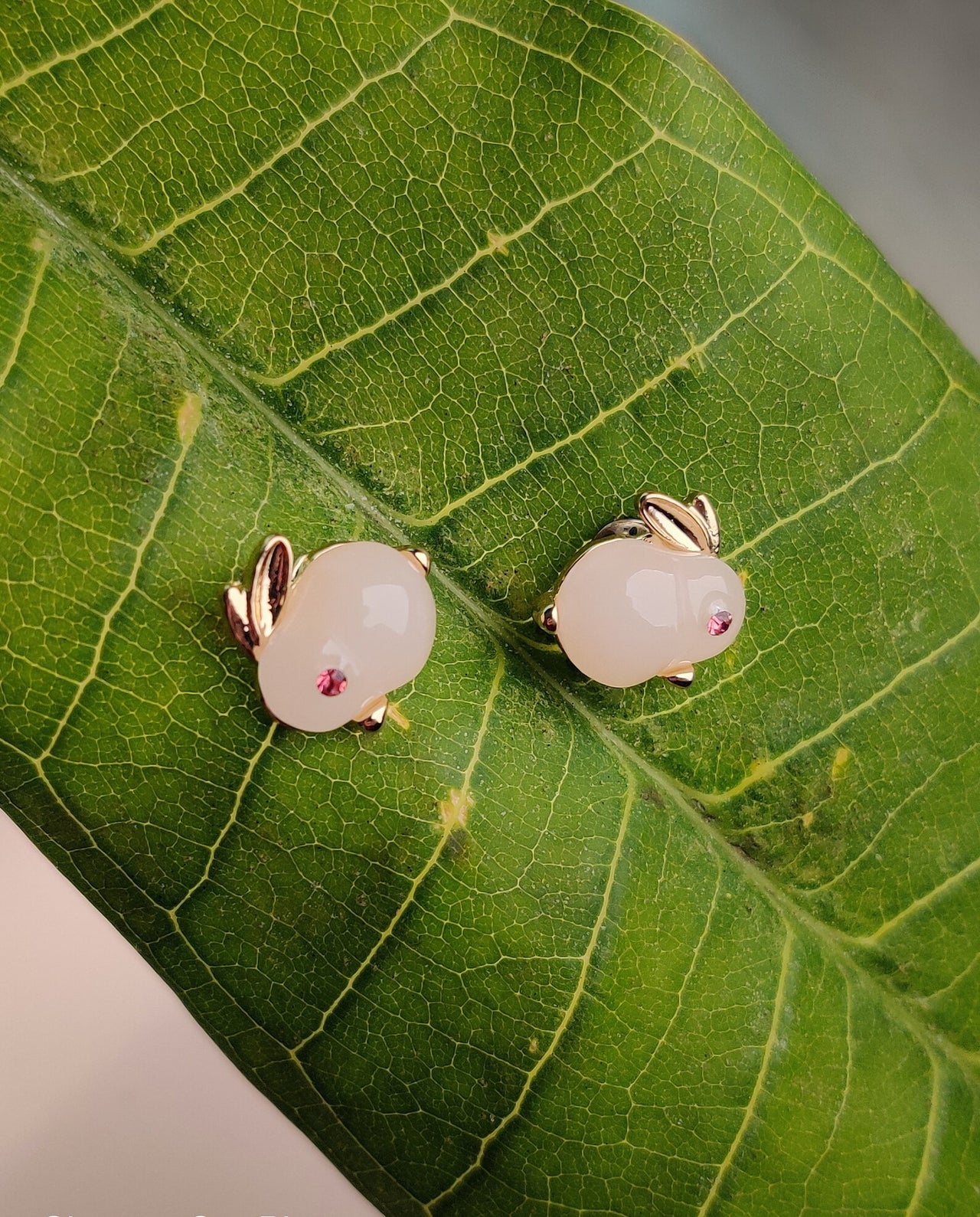 Rabbit shape ear studs for women