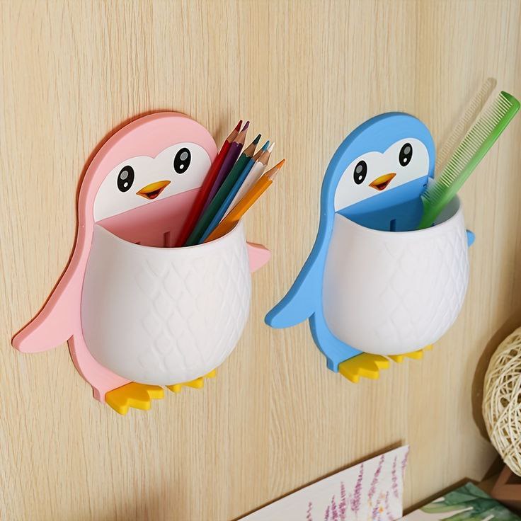 Super Cute Wall Mounted Penguin Design Rack